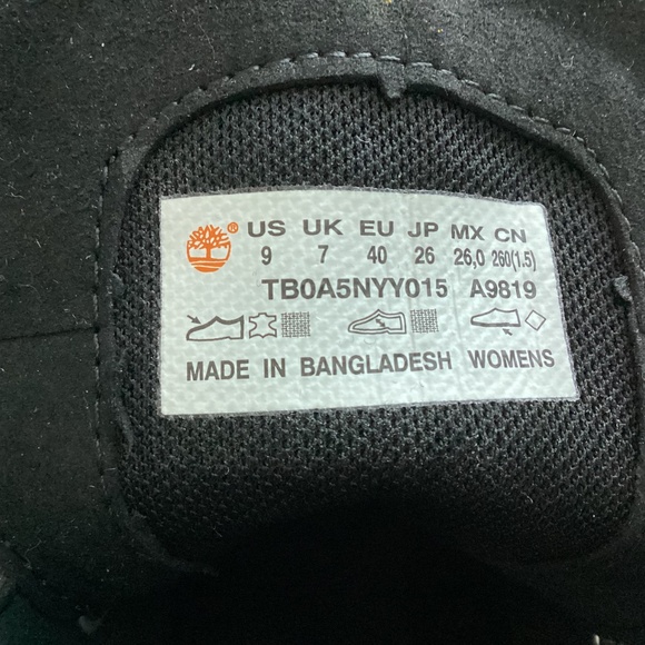 Timberland Women's Carnaby Cool 6" Water Resistant Boots, size 9 - Picture 4 of 12